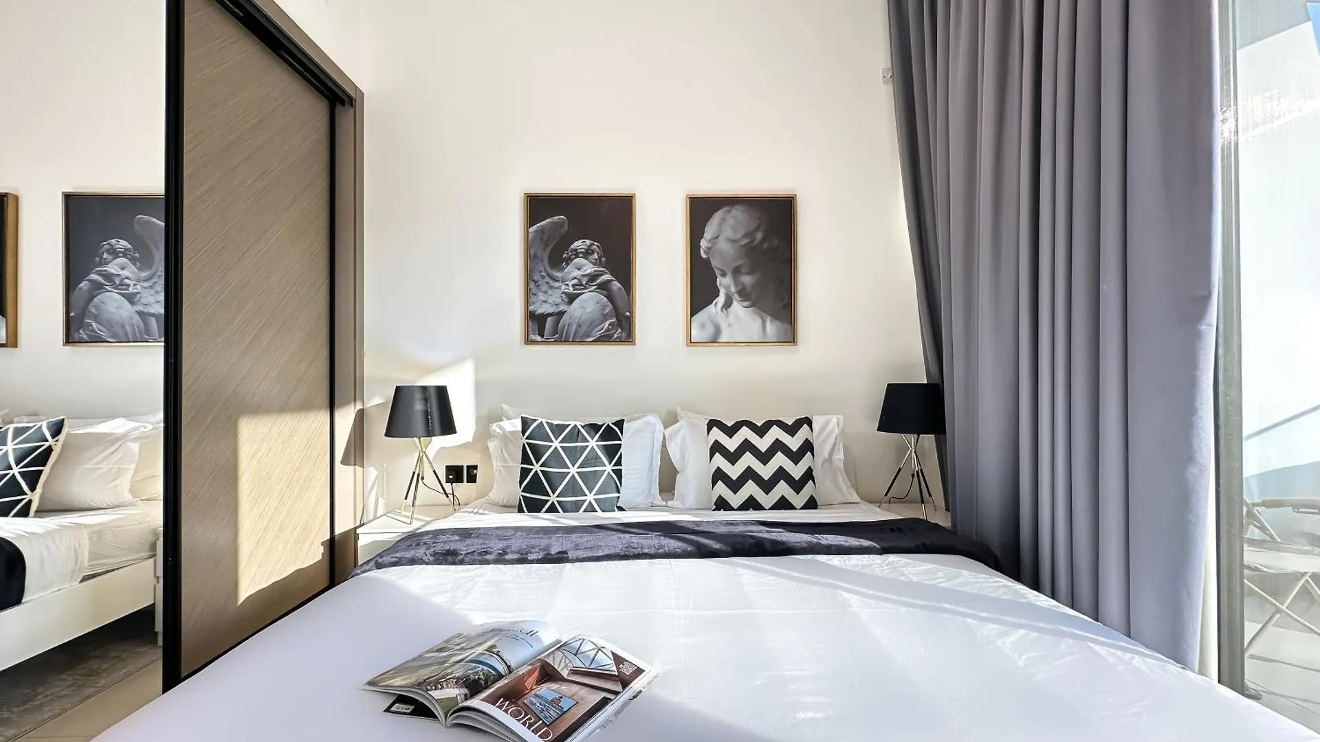 Trophy Sunny Honey Suite Canal View & Infinty Pool Dubai Lägenhet
